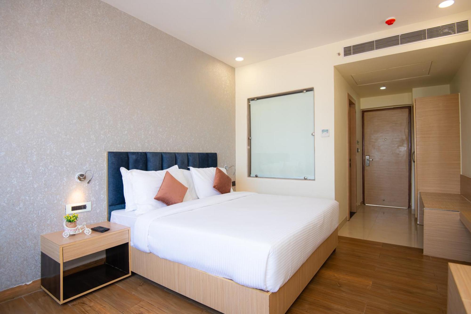 Hotel Avadh Classio Near By Ram Mandir Faizabad Экстерьер фото