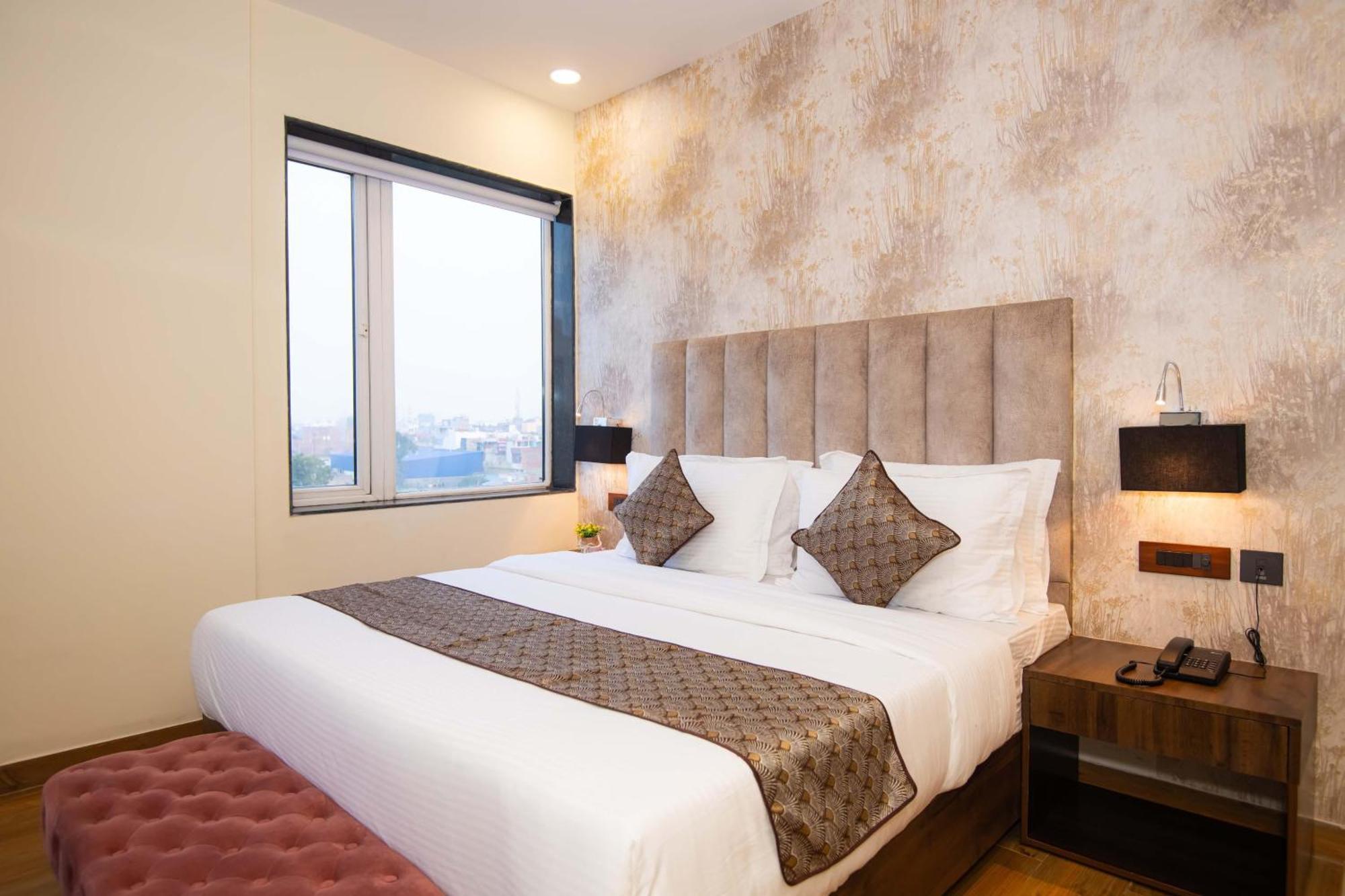 Hotel Avadh Classio Near By Ram Mandir Faizabad Экстерьер фото